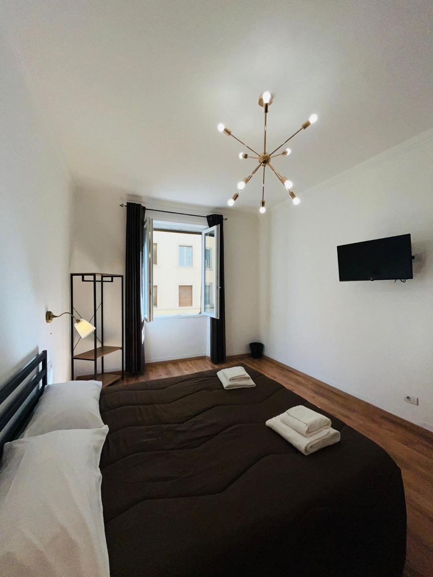 Oriani Bnb Bed & Breakfast ฟลอเรนซ์ ภายนอก รูปภาพ