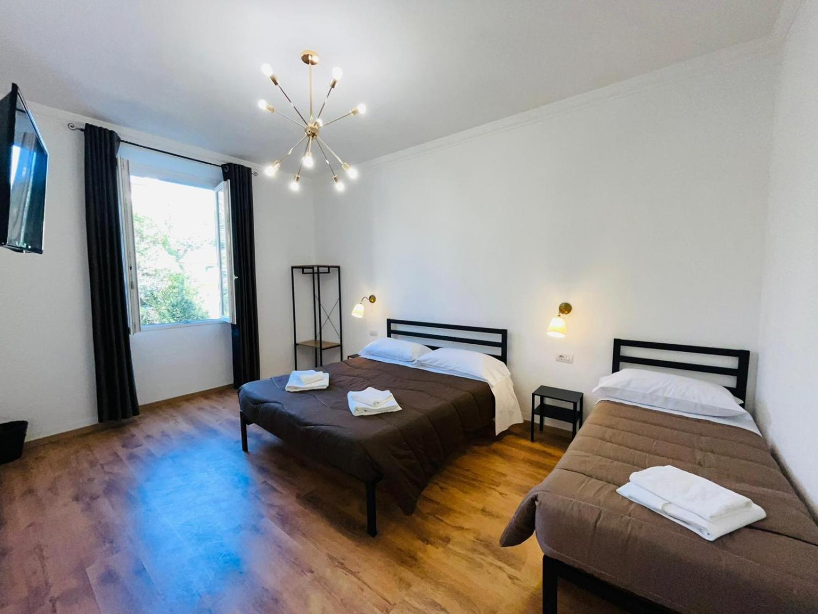 Oriani Bnb Bed & Breakfast ฟลอเรนซ์ ภายนอก รูปภาพ