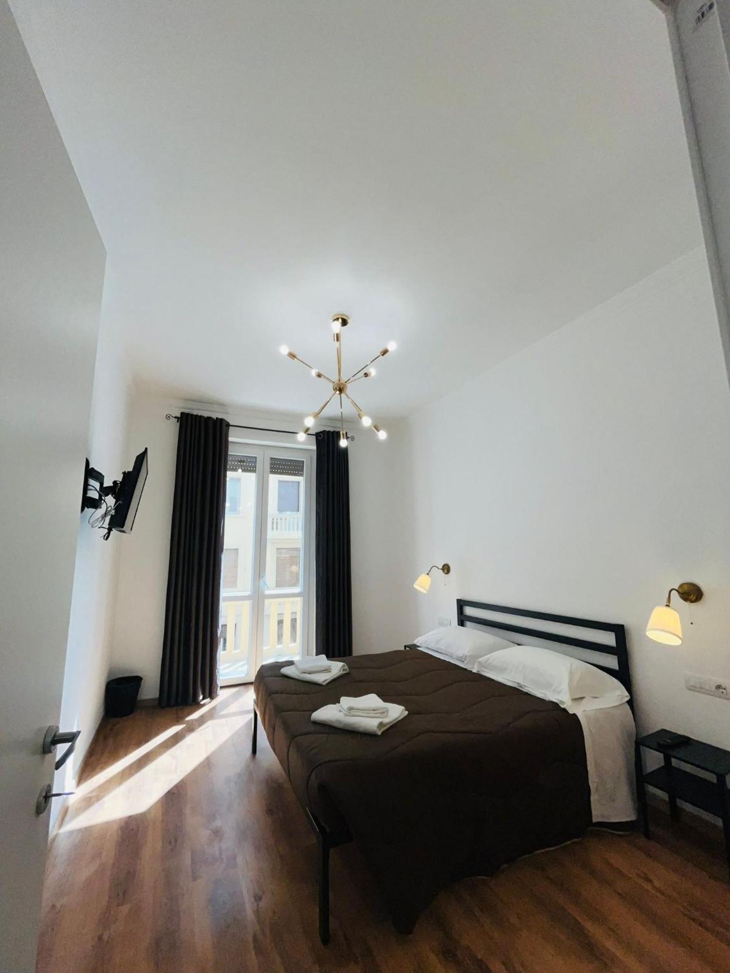 Oriani Bnb Bed & Breakfast ฟลอเรนซ์ ภายนอก รูปภาพ