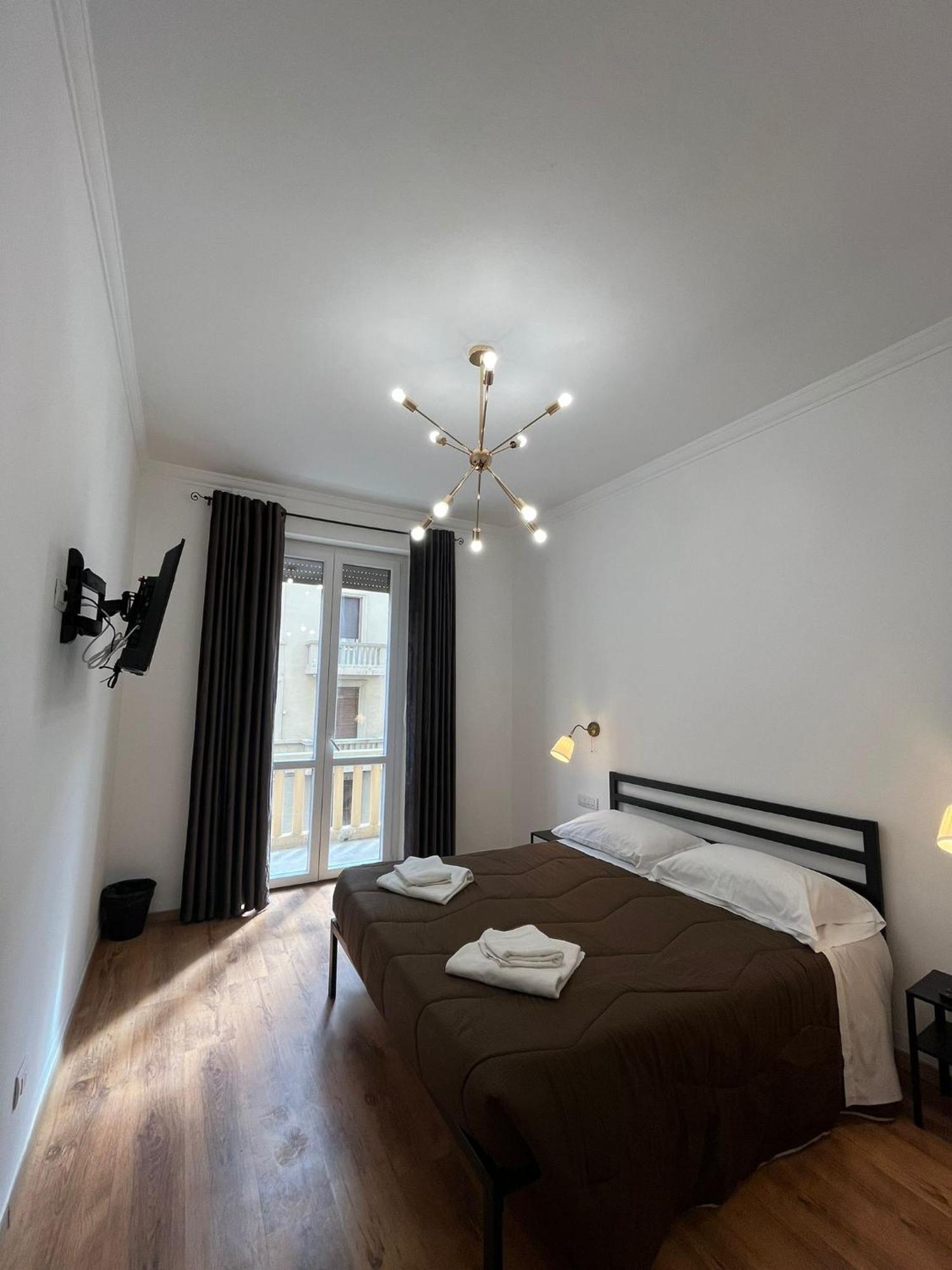 Oriani Bnb Bed & Breakfast ฟลอเรนซ์ ภายนอก รูปภาพ